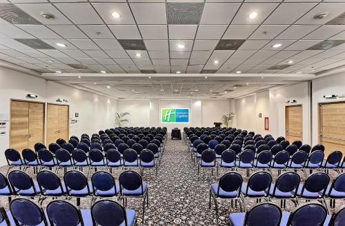 holiday inn express villahermosa tabasco 2000 by ihg