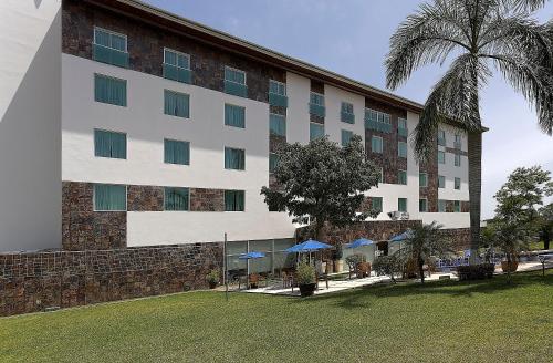 holiday inn express villahermosa tabasco 2000 by ihg