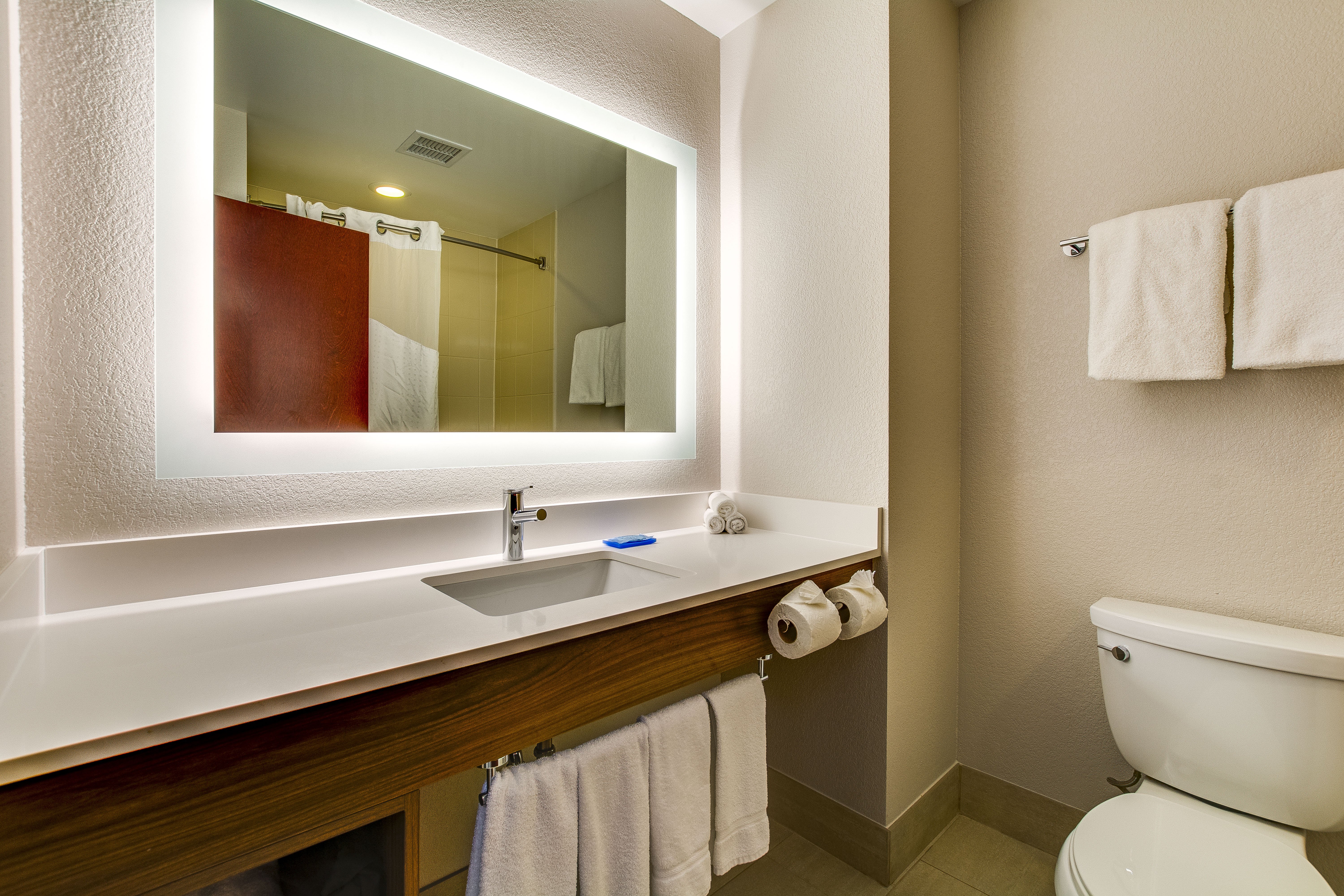 holiday inn express vincennes by ihg