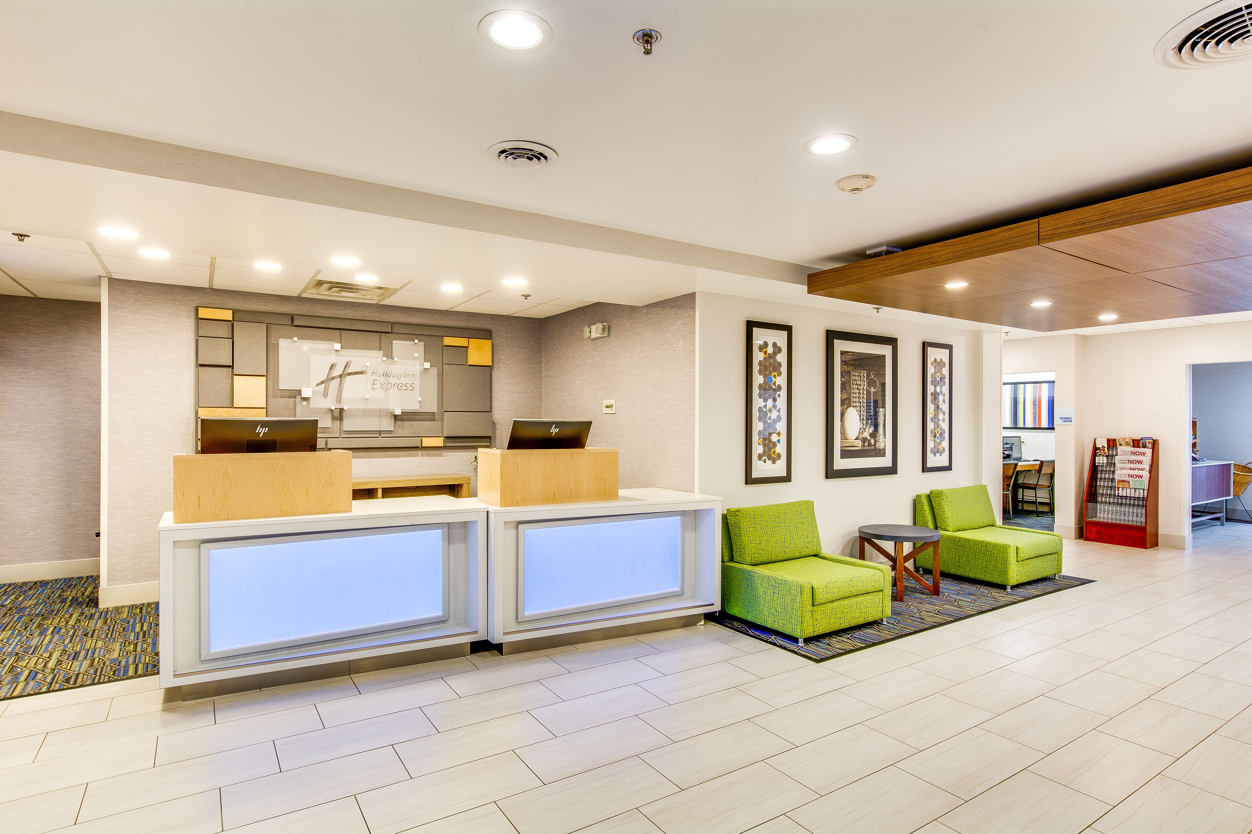 holiday inn express vincennes by ihg
