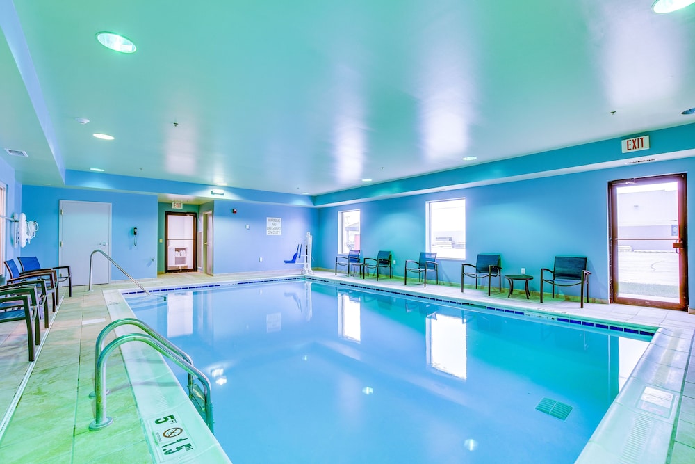 holiday inn express vincennes by ihg