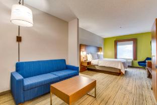 holiday inn express vincennes by ihg