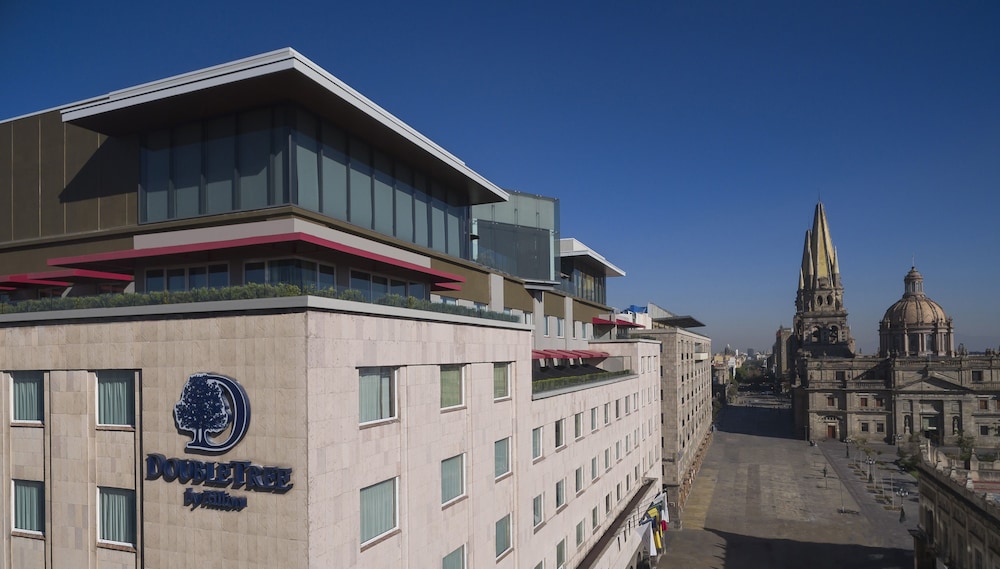 doubletree by hilton guadalajara centro historico