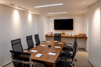 doubletree by hilton guadalajara centro historico