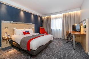 holiday inn express walsall m6j10 by ihg