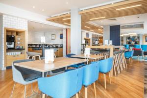 holiday inn express walsall m6j10 by ihg