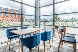 holiday inn express walsall m6j10 by ihg