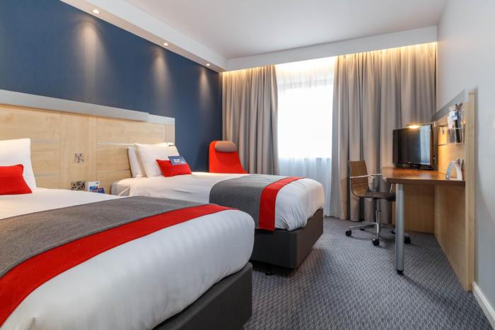 holiday inn express walsall m6j10 by ihg