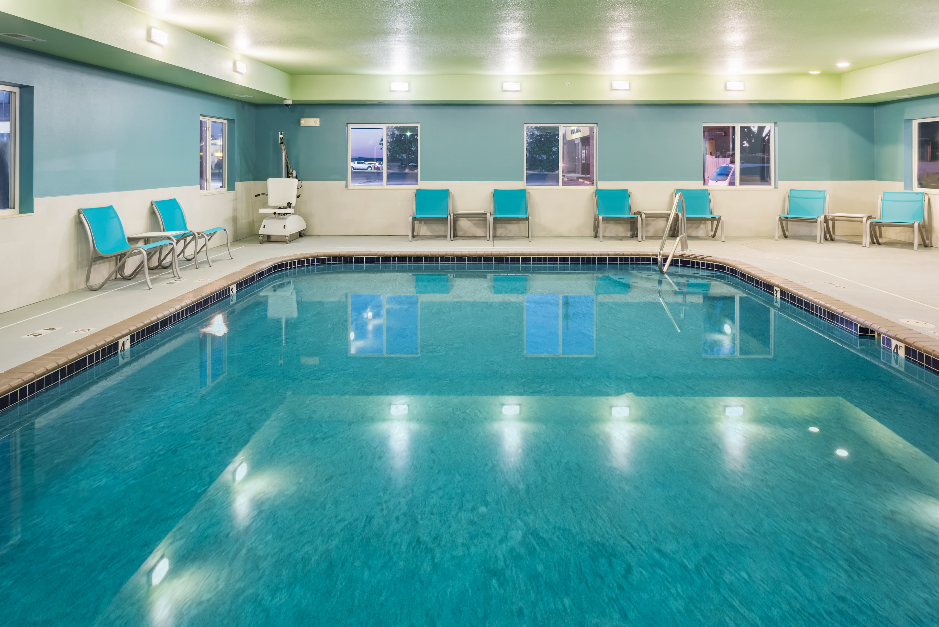 holiday inn express warrenton by ihg