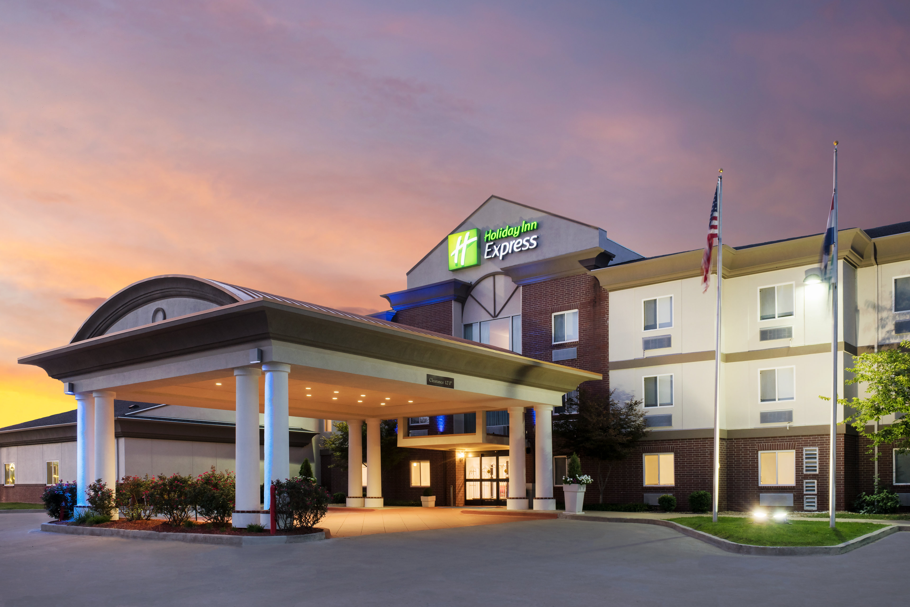 holiday inn express warrenton by ihg
