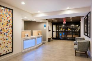 holiday inn express warrenton by ihg