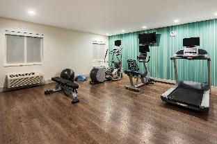 holiday inn express warrenton by ihg
