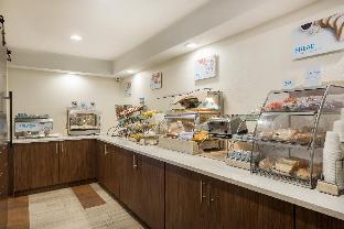 holiday inn express warrenton by ihg