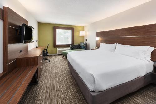 holiday inn express warrenton by ihg