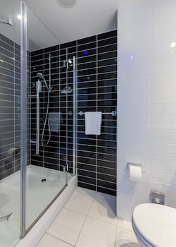 ibis styles warszawa airport