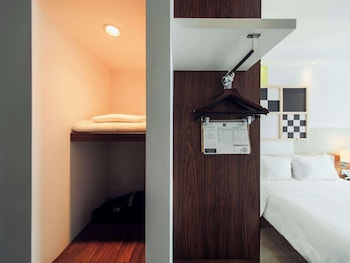 ibis styles warszawa airport