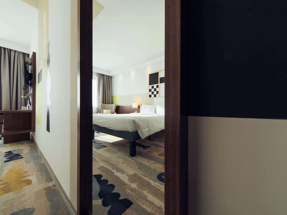 ibis styles warszawa airport