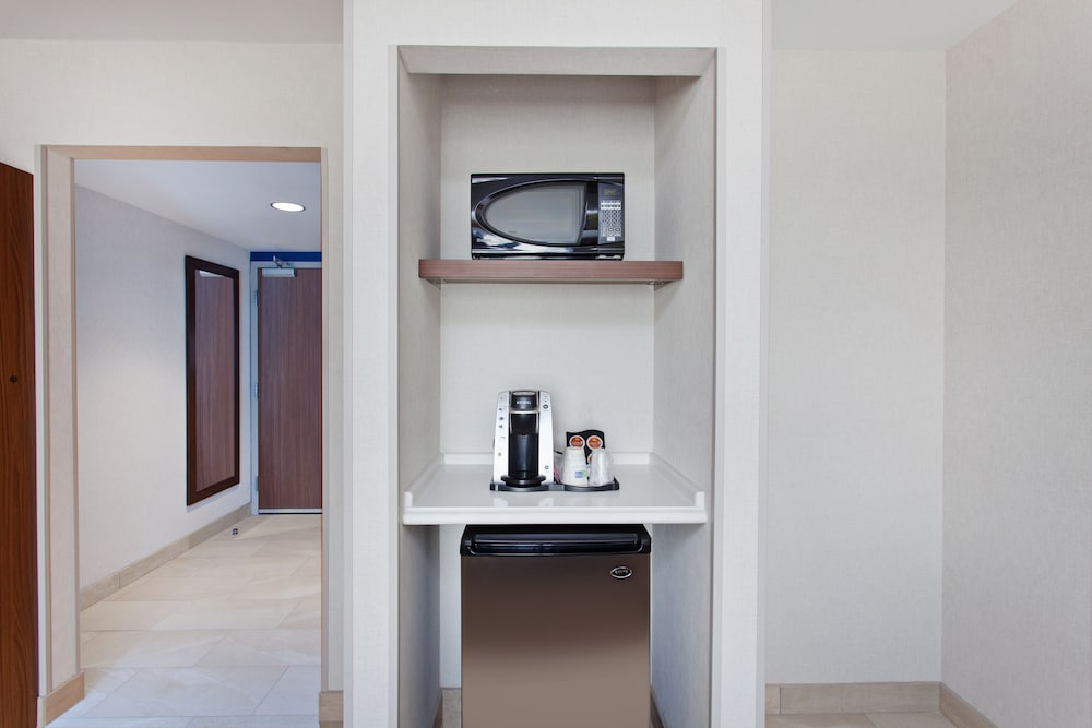 holiday inn express west los angeles by ihg