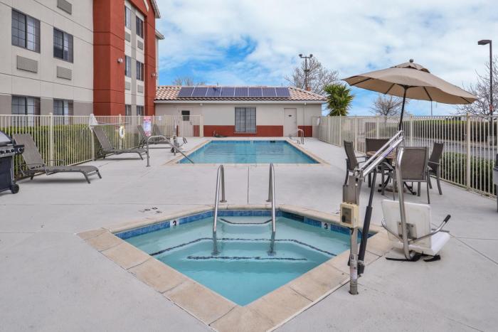 holiday inn express westley by ihg