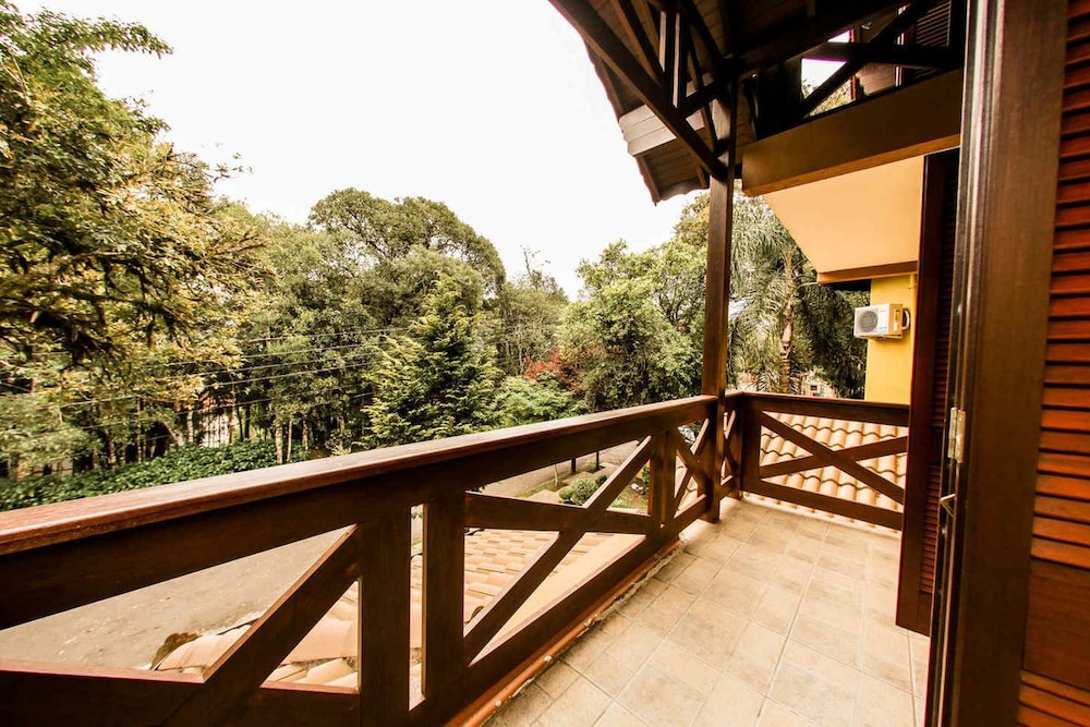 pousada das papoulas