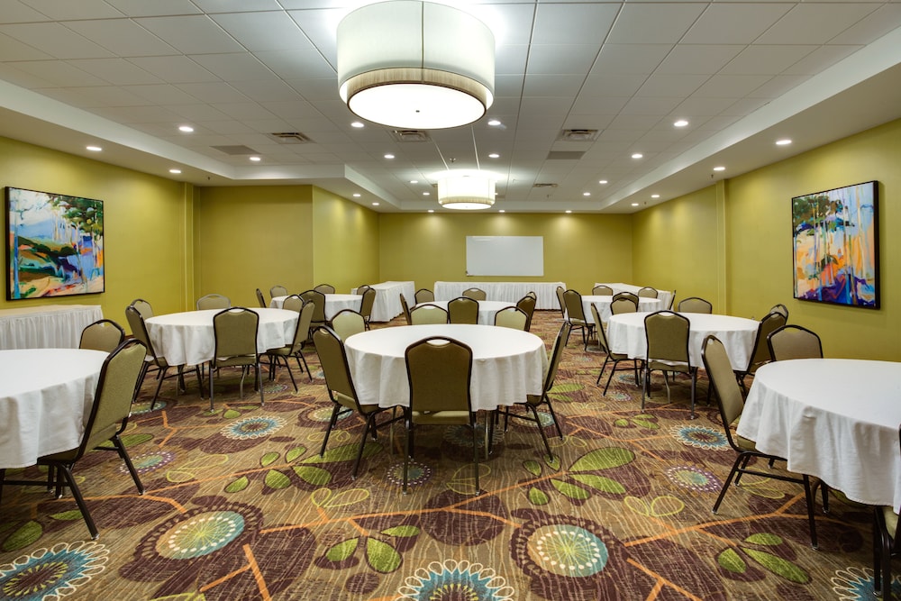 holiday inn express wilkesboro by ihg