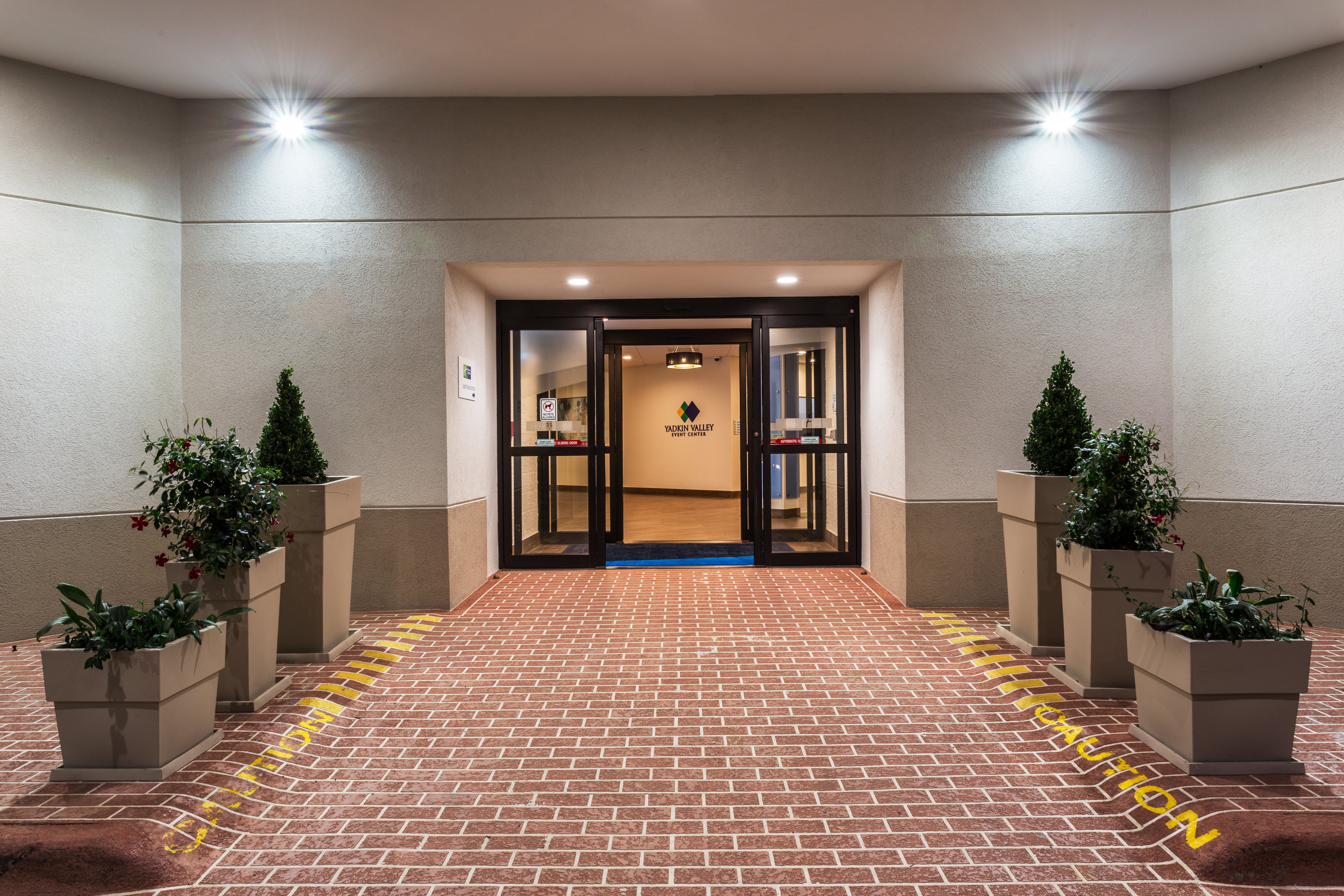 holiday inn express wilkesboro by ihg