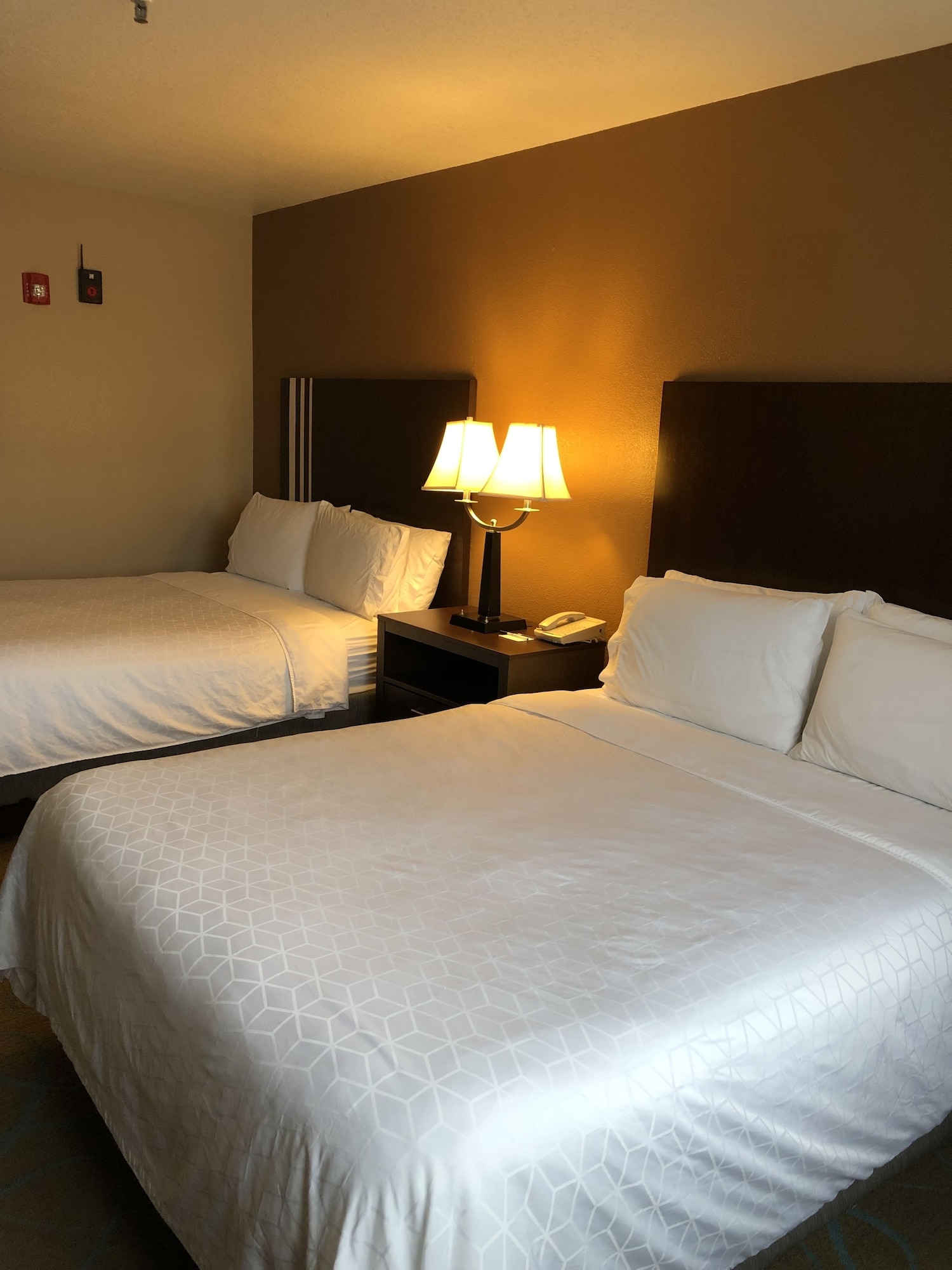 holiday inn express winnemucca by ihg