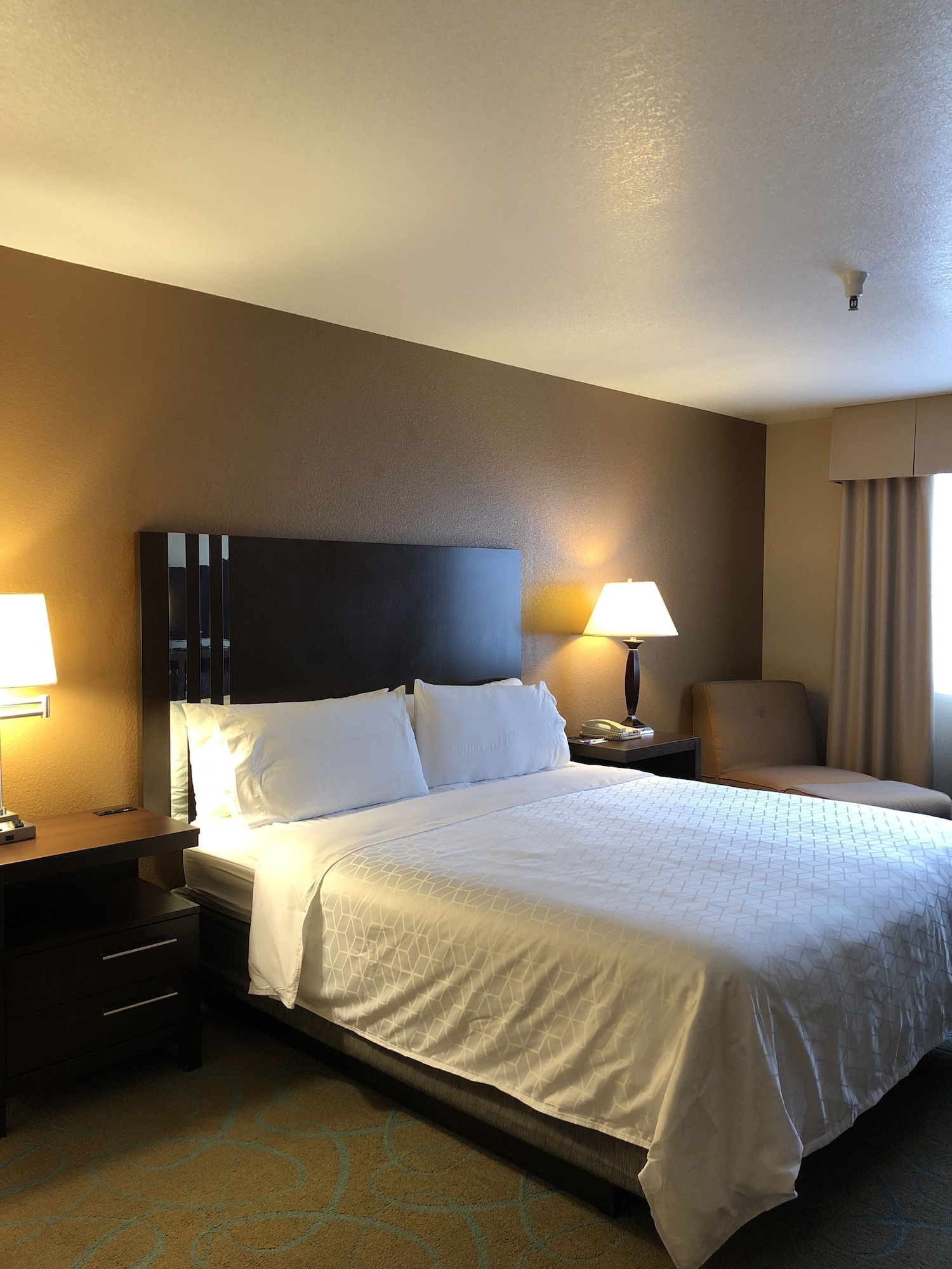 holiday inn express winnemucca by ihg