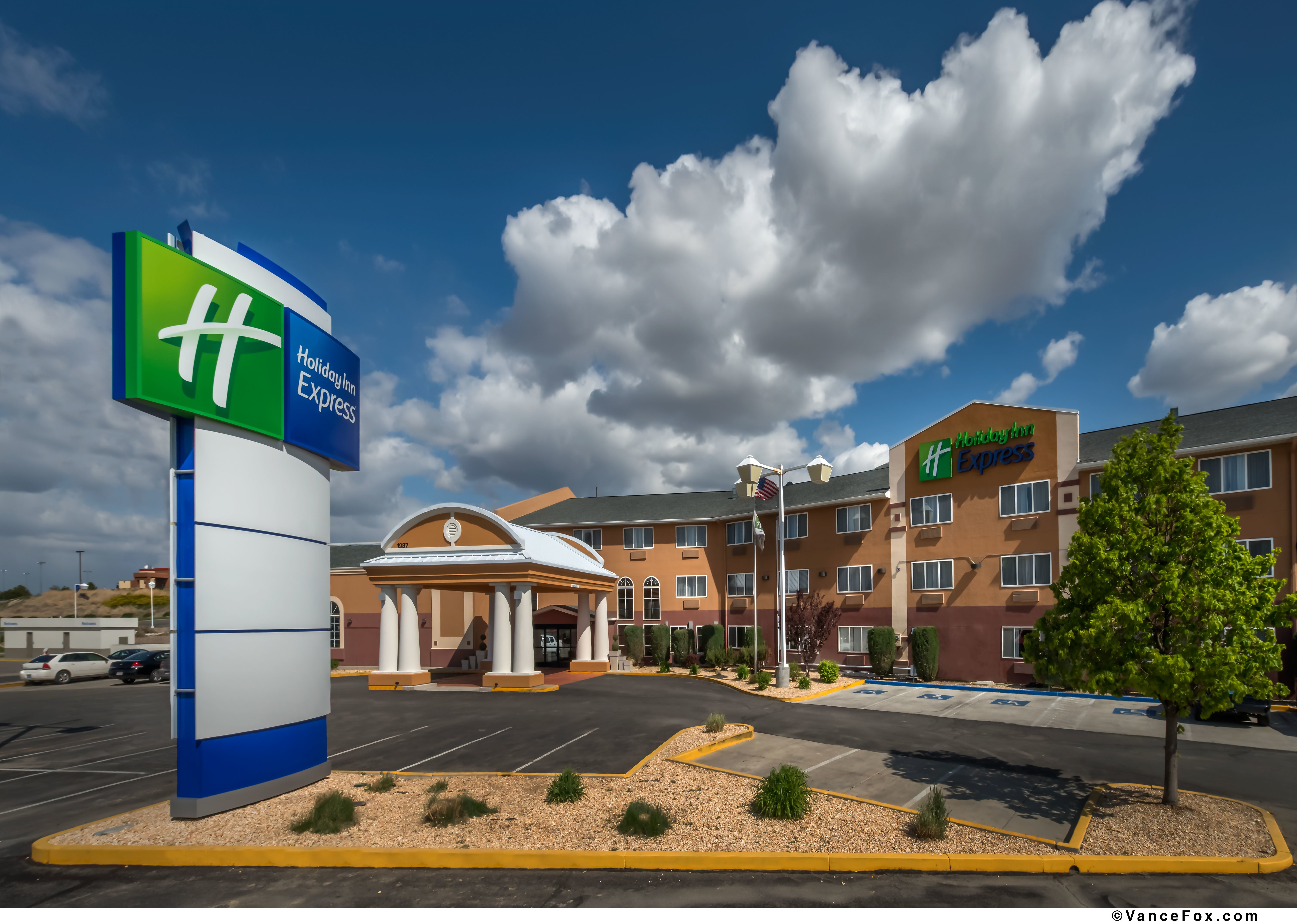 holiday inn express winnemucca by ihg