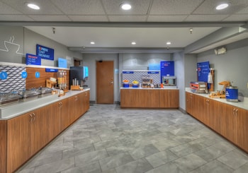 holiday inn express winnemucca by ihg
