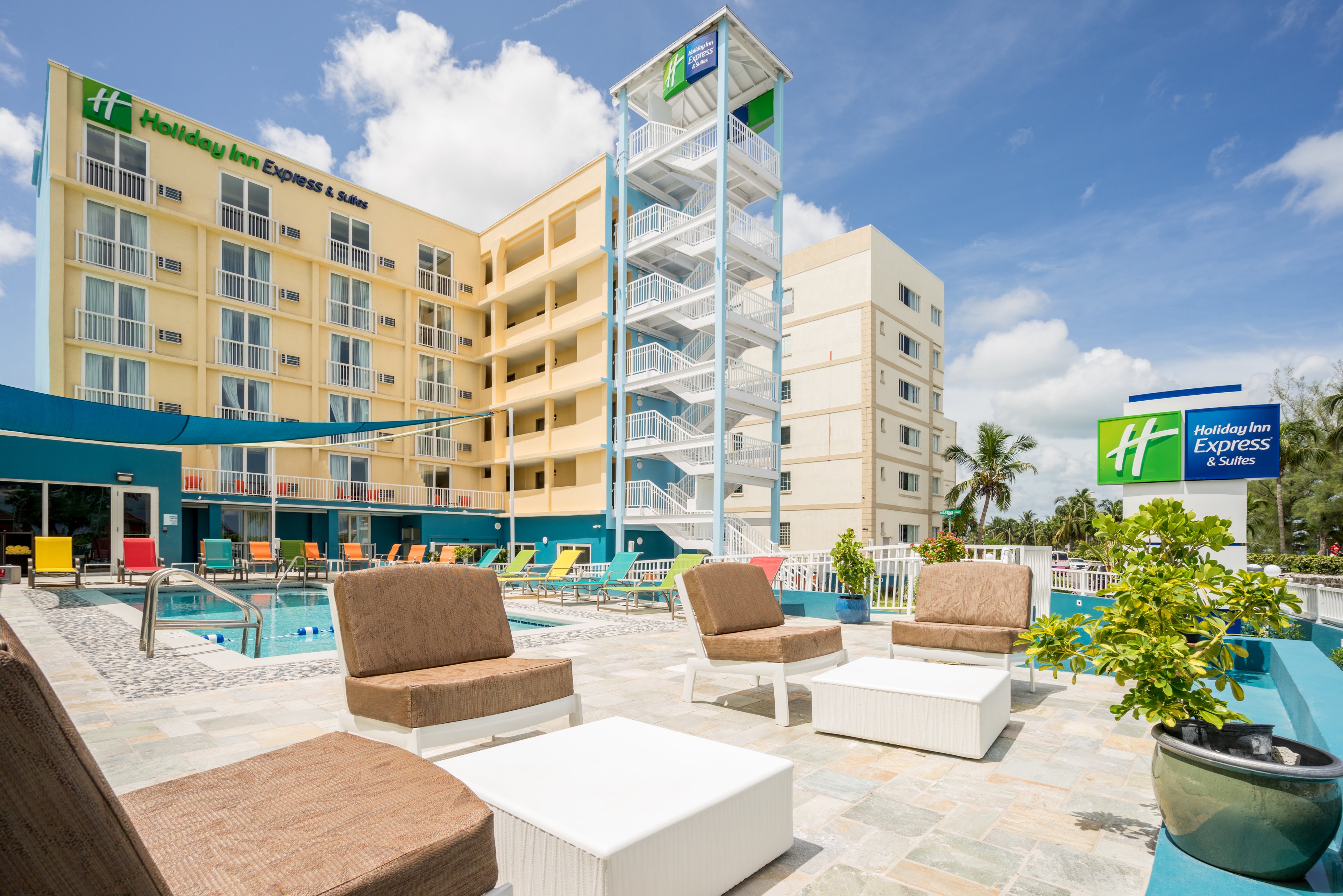 holiday inn express and suites nassau by ihg