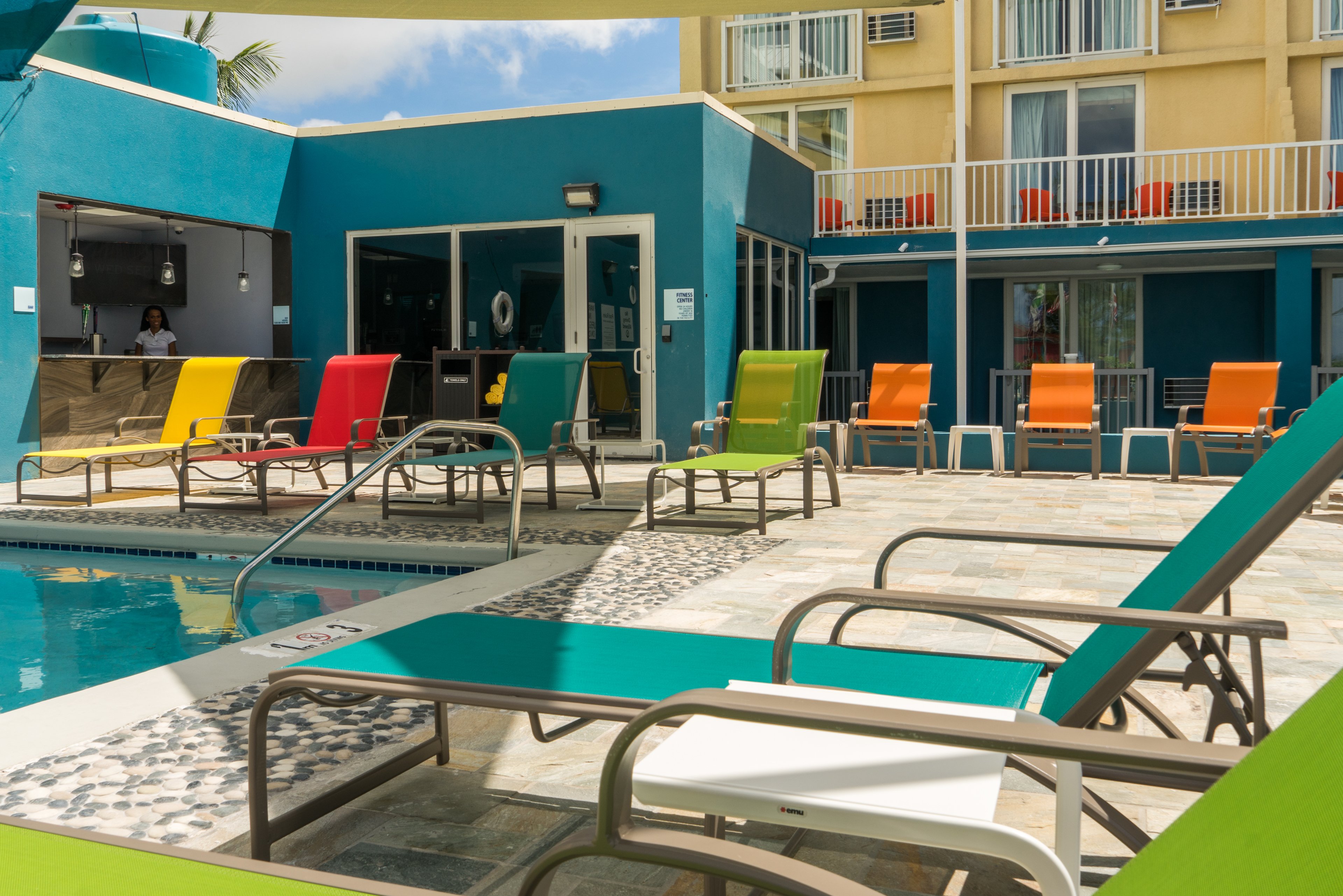 holiday inn express and suites nassau by ihg