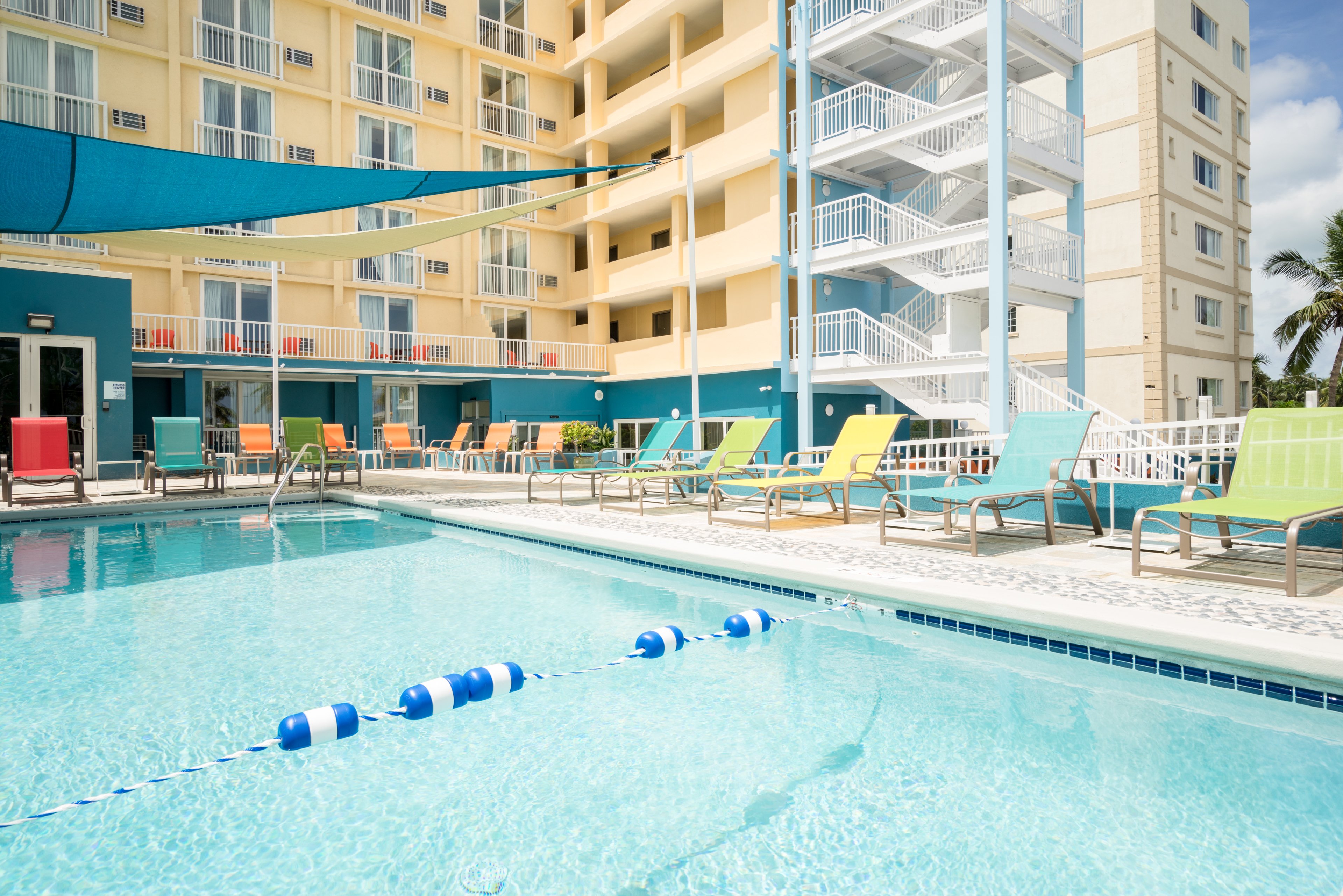 holiday inn express and suites nassau by ihg