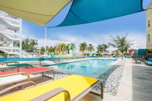 holiday inn express and suites nassau by ihg