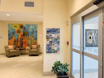 Holiday Inn Express & Suites Nassau By Ihg,Nassau>>Bahamas,3 star