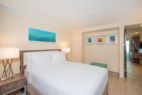 holiday inn express and suites nassau by ihg