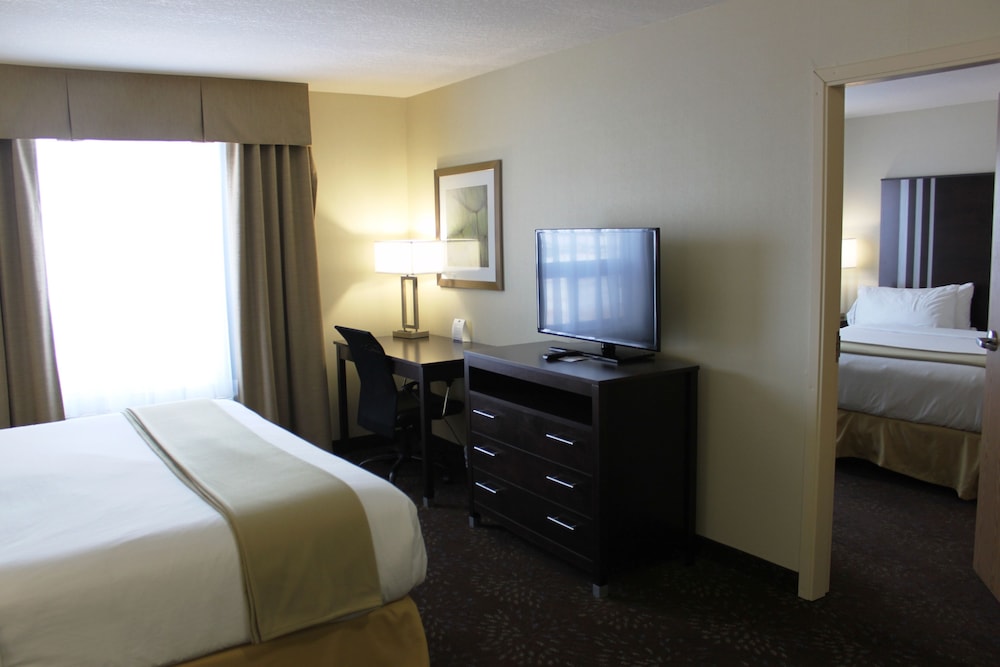 holiday inn express yorkton east by ihg