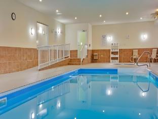 holiday inn express yorkton east by ihg