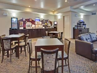 holiday inn express yorkton east by ihg
