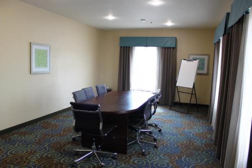 holiday inn express yorkton east by ihg