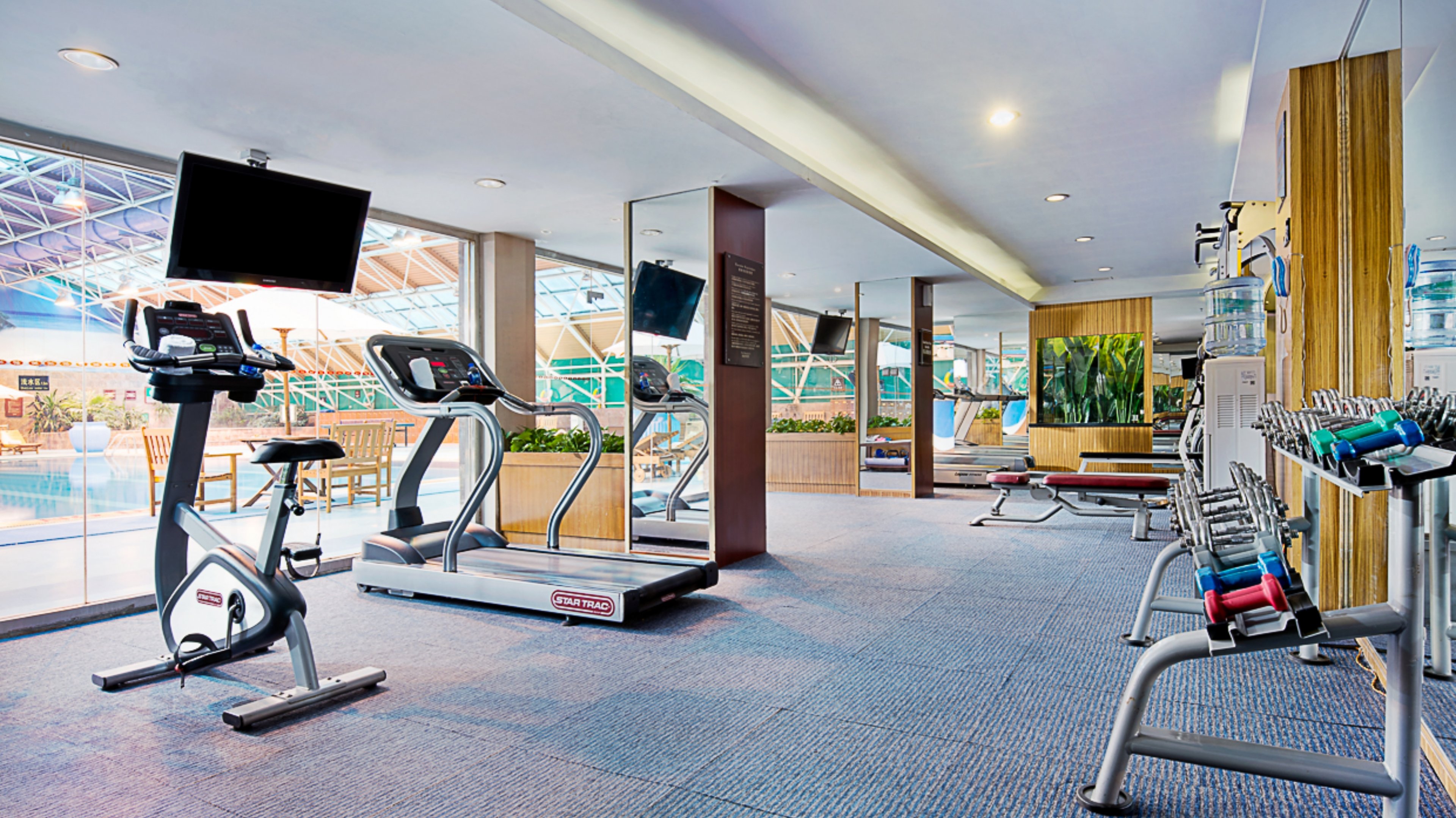 holiday inn express zhengzhou by ihg