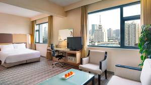 holiday inn express zhengzhou by ihg