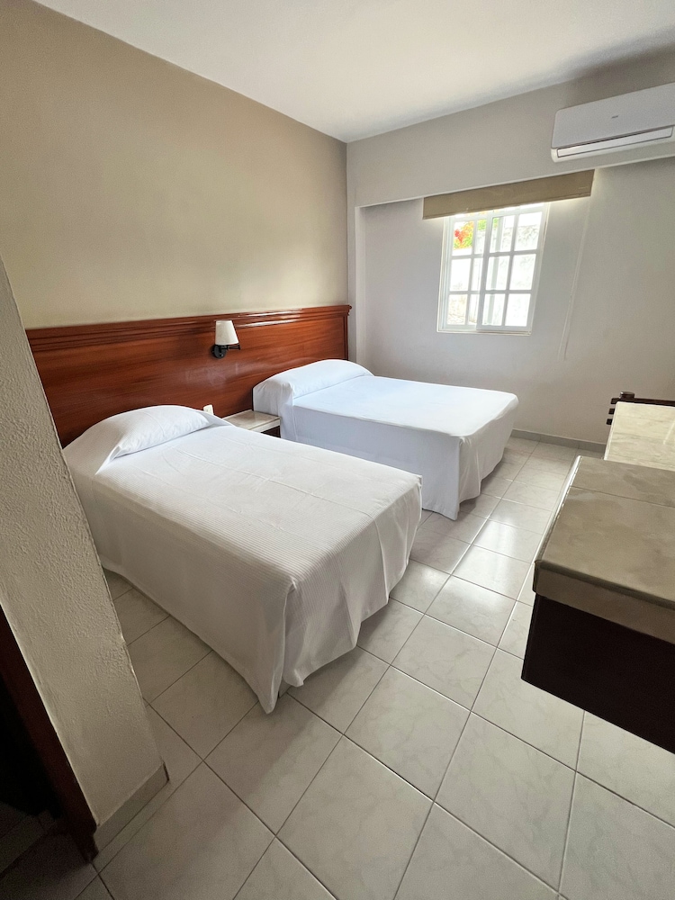 hotel handall cancun