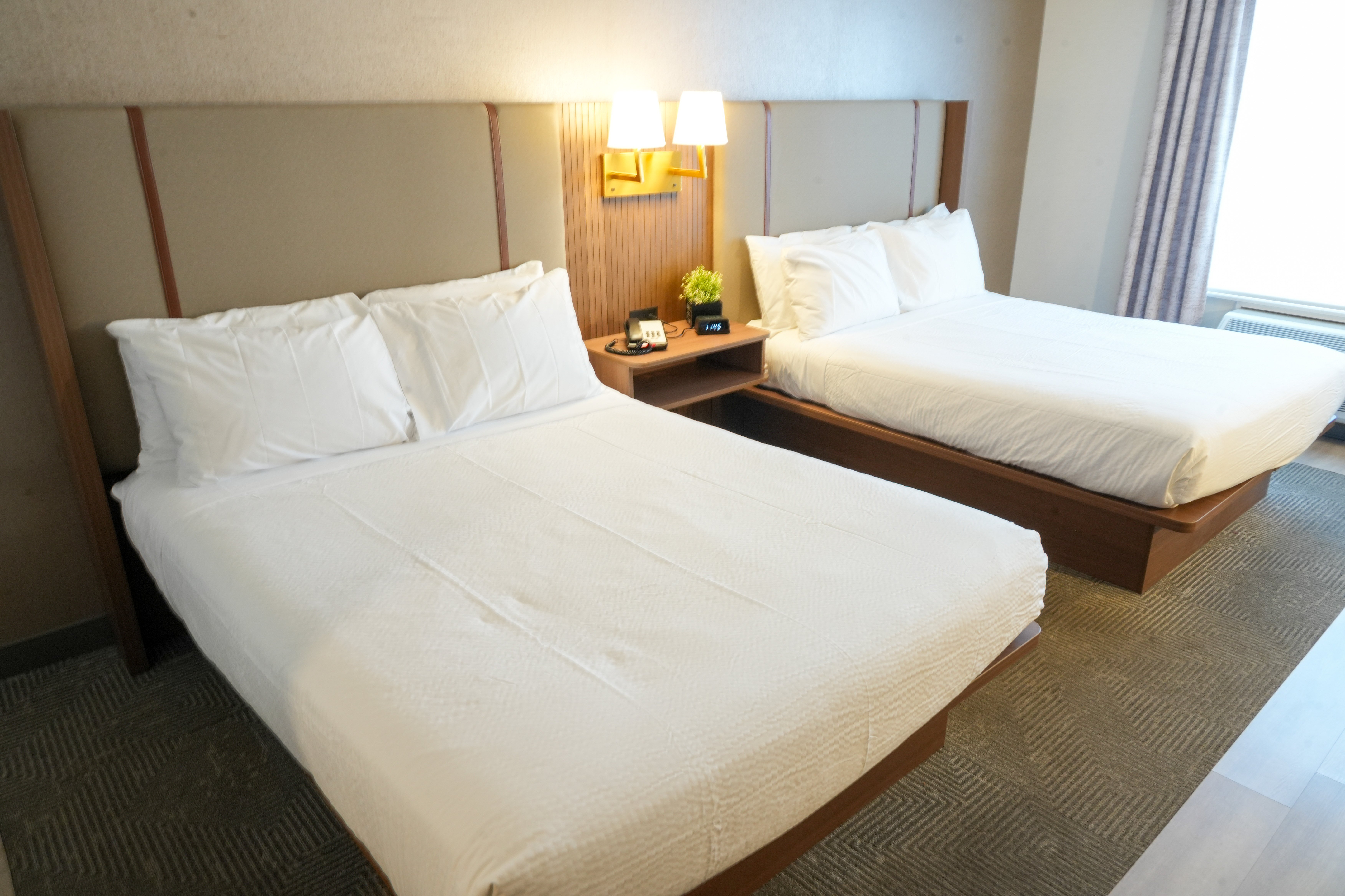 holiday inn hotel and suites phoenix airport by ihg