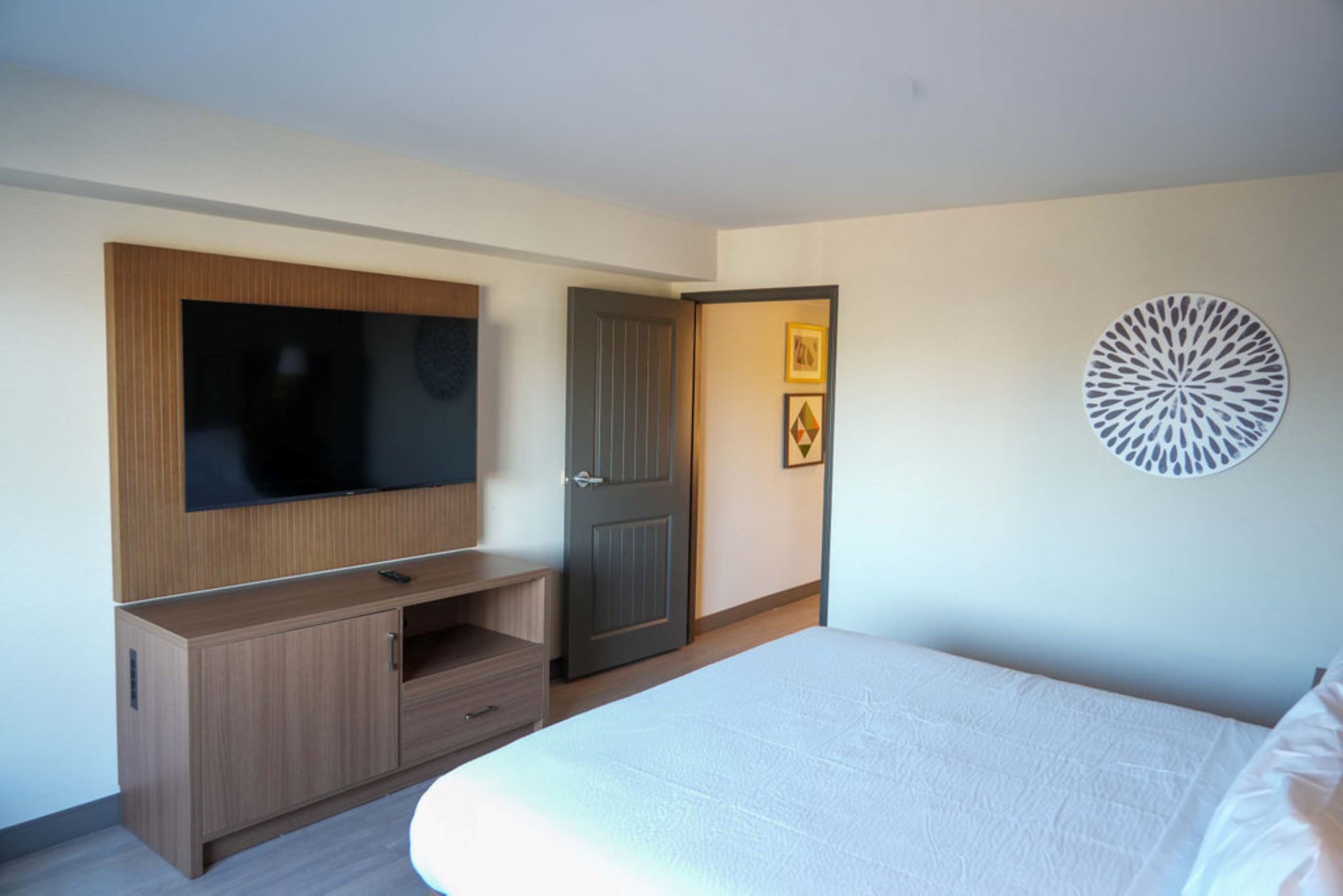 holiday inn hotel and suites phoenix airport by ihg