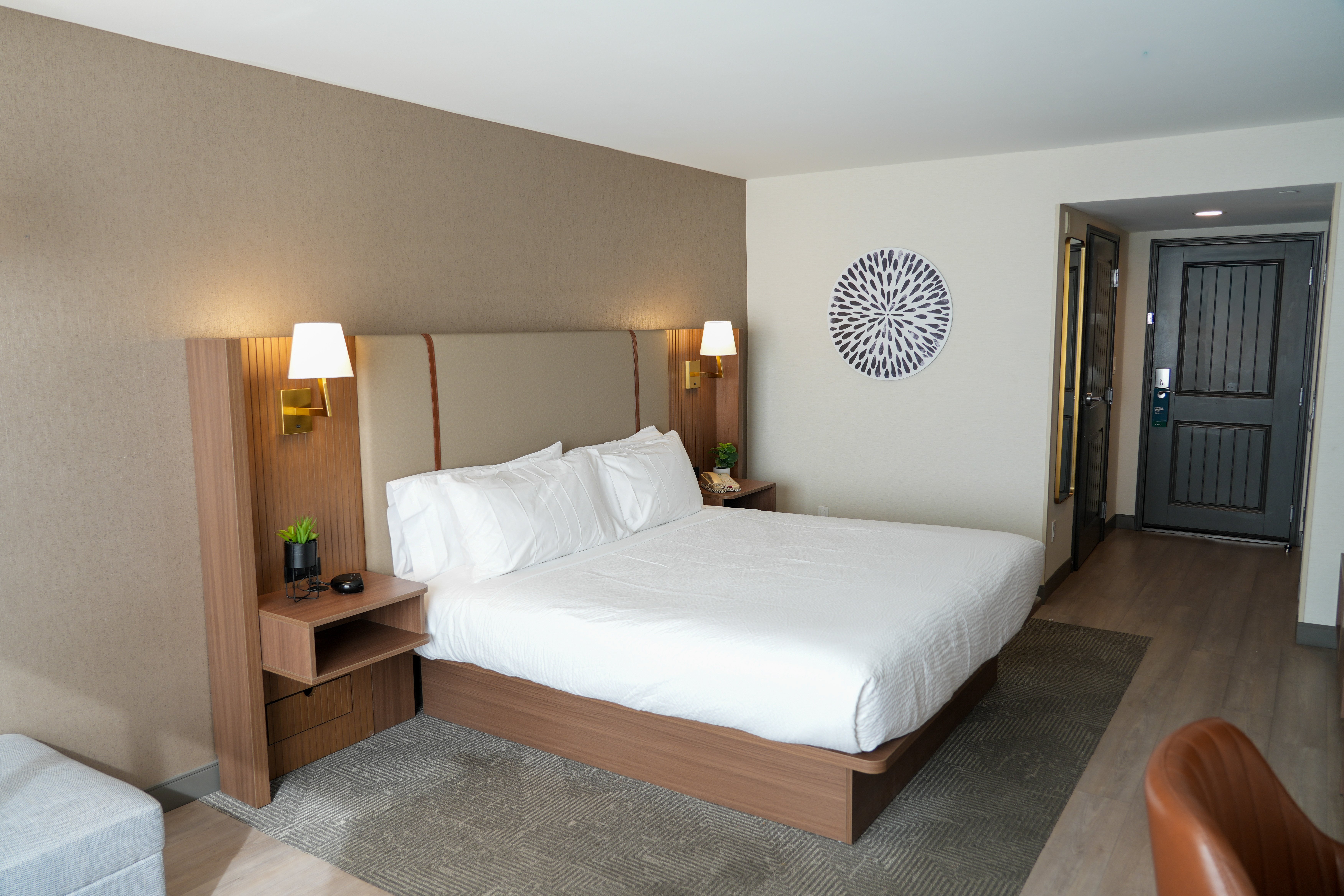 holiday inn hotel and suites phoenix airport by ihg