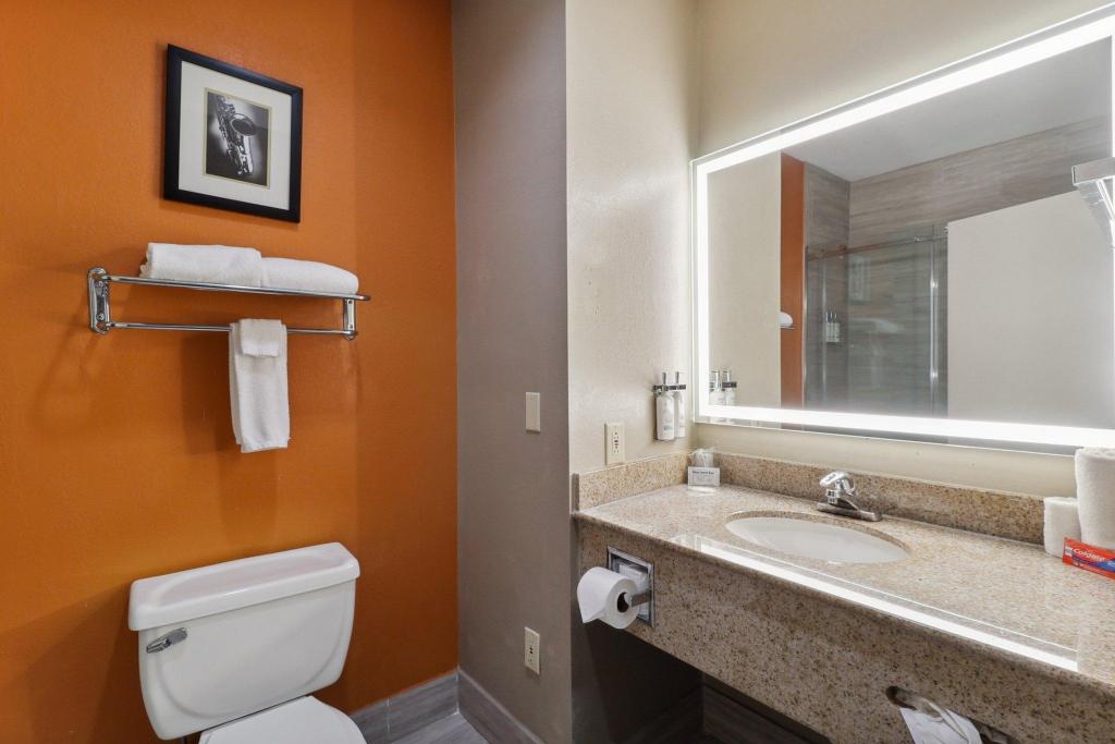 holiday inn hotel and suites slidell by ihg