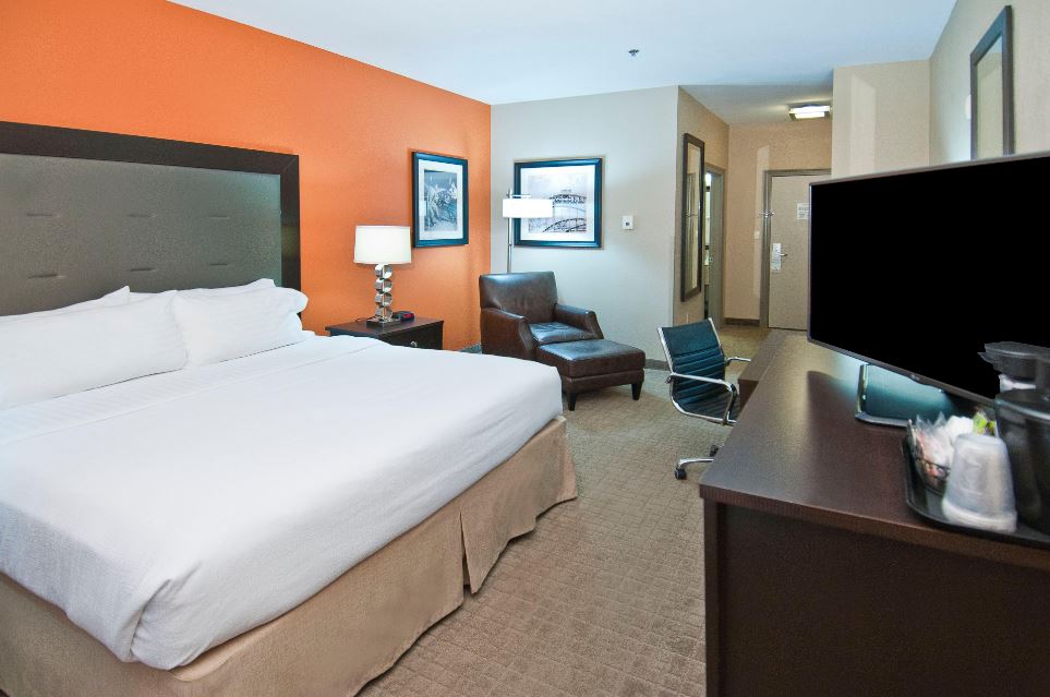 holiday inn hotel and suites slidell by ihg