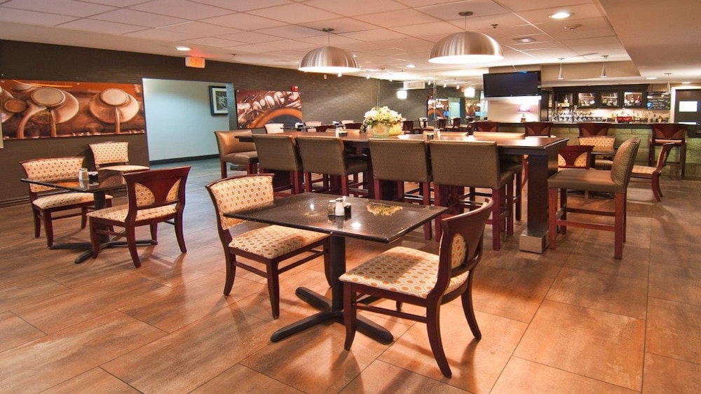 holiday inn hotel and suites slidell by ihg