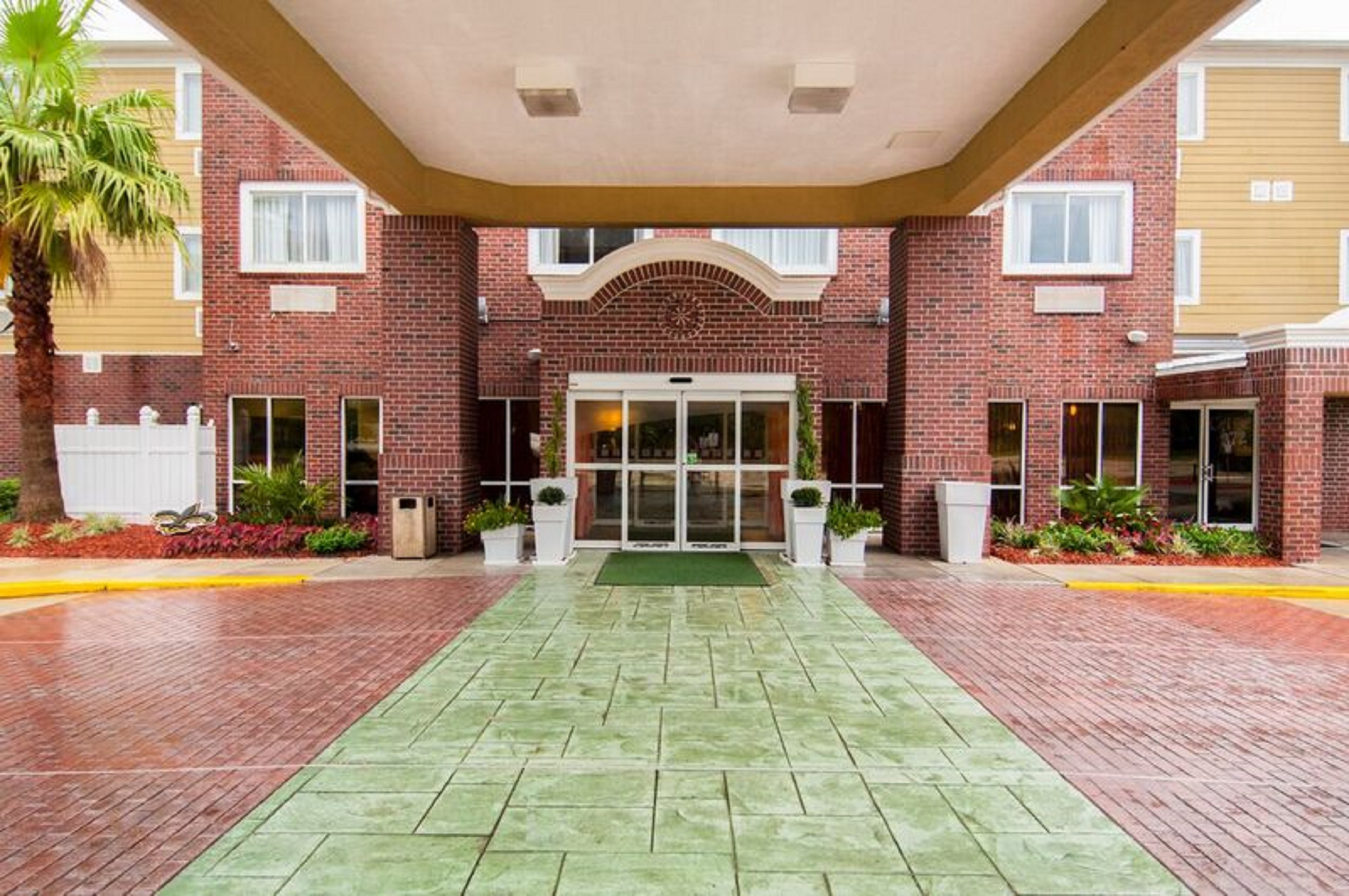 holiday inn hotel and suites slidell by ihg
